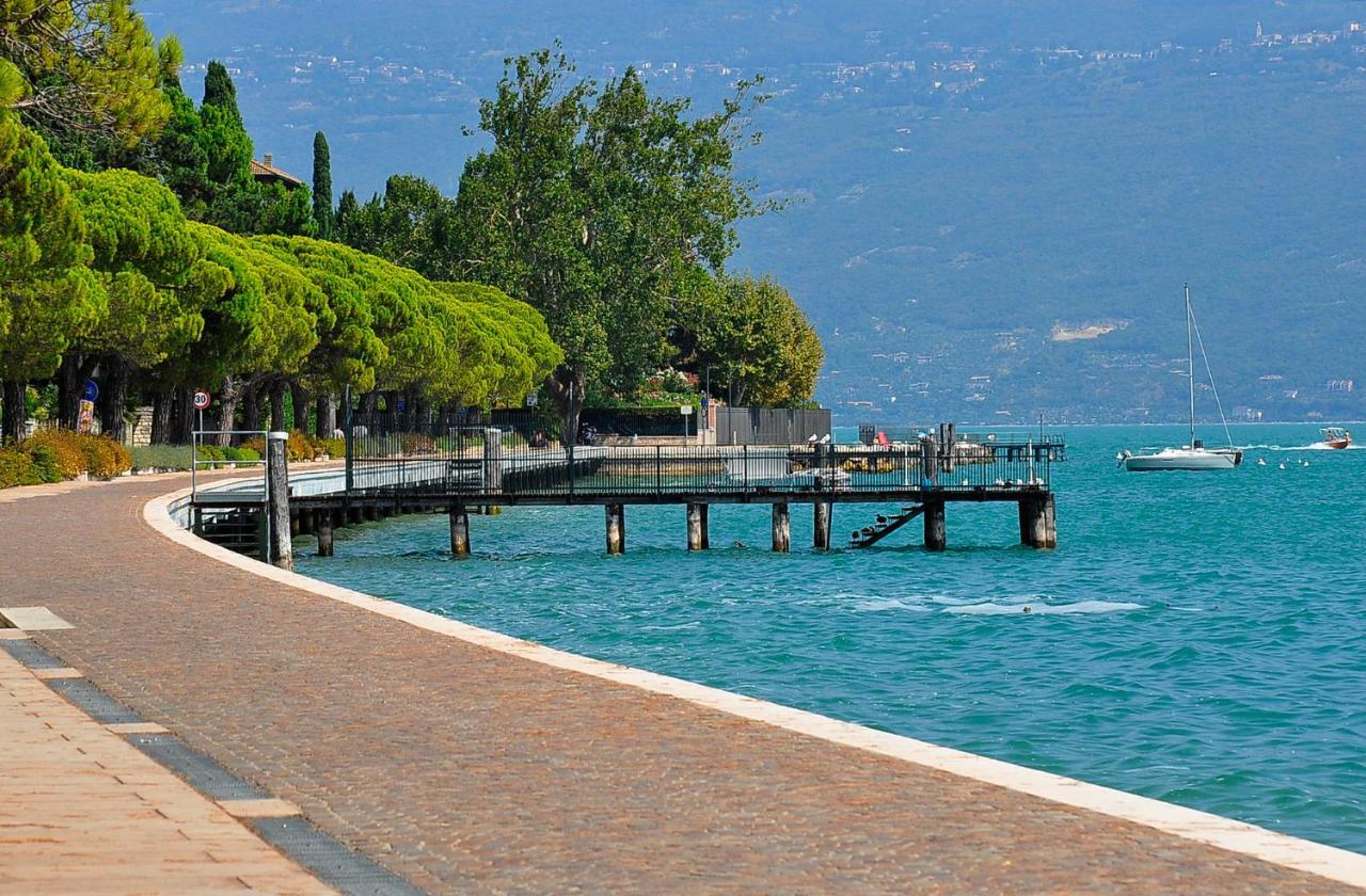 Albergo Meuble Olivi Toscolano Maderno Exteriér fotografie